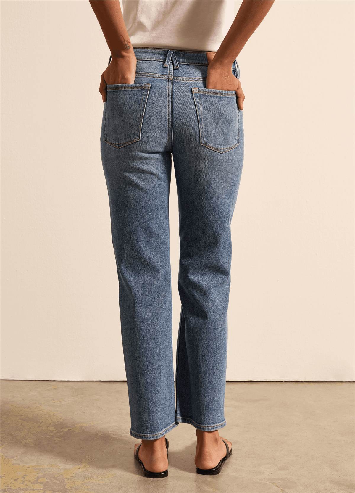 Beş Cepli Düz Kesim Jean — 4
