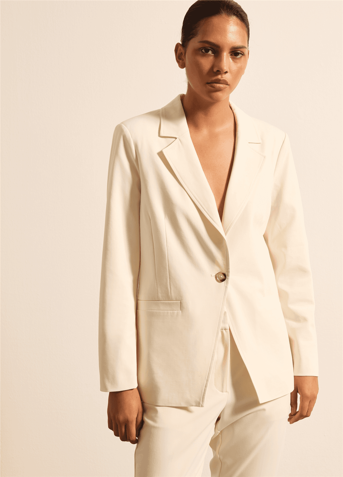 Tek Düğmeli Bej Blazer